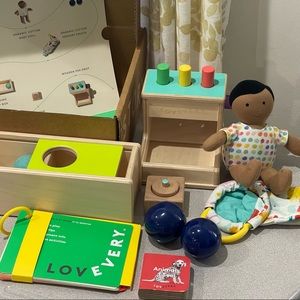 Lovevery THE THINKER Play Kit (11-12 months)